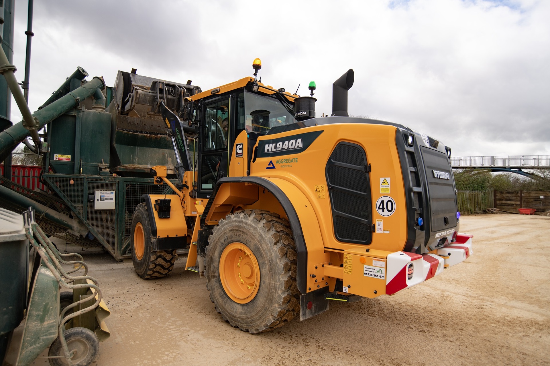 Hyundai HL940A Wheeled Loader Aggregate Industries Dumping Sand